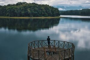 Lake-view-best-travel-agency-in-kochi